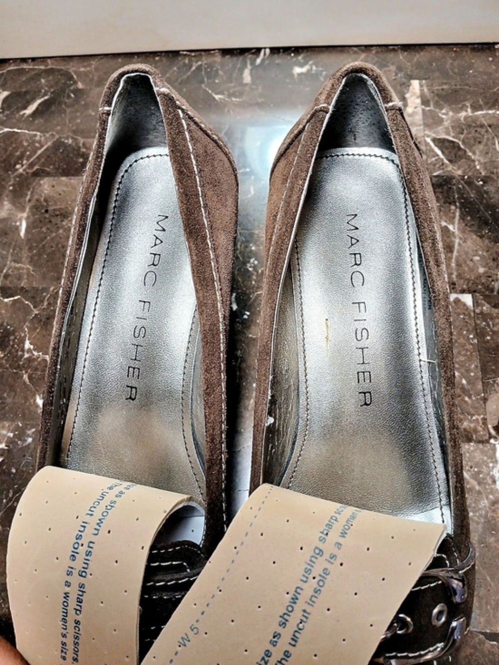 Marc Fisher Brown Buckle Wedges US 6.5M - Picture 8 of 16